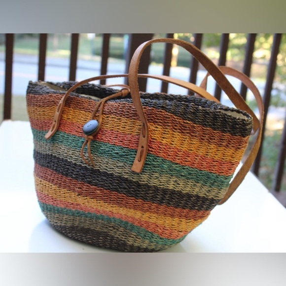 Handwoven Sisi basket tote bag - Picture 7 of 11